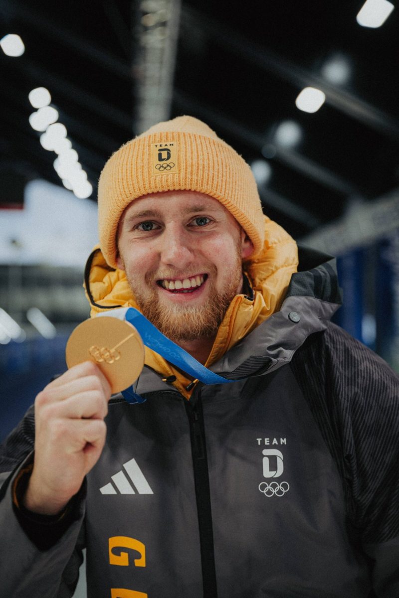 Jörn Wenzel mit olympischer Goldmedaille
